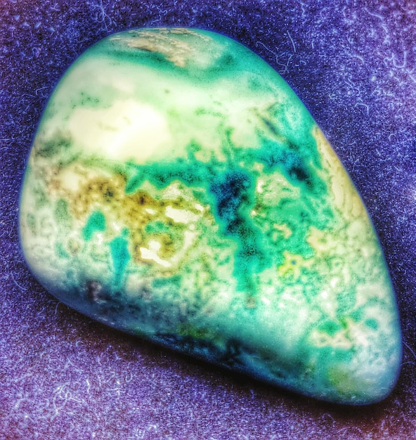 Nefryt i jego właściwości – odkryj zdrowotne korzyści